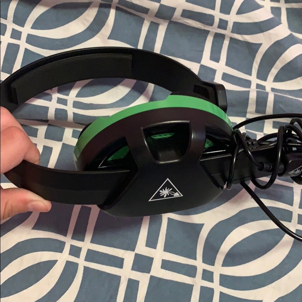 25$